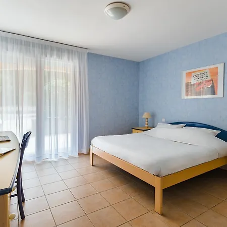 Azureva Les Maures Holiday park La Londe-les-Maures