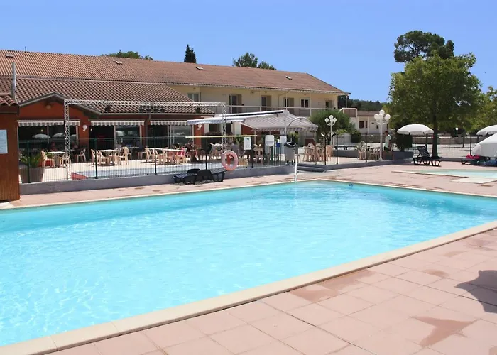 Azureva Club Les Maures 3*